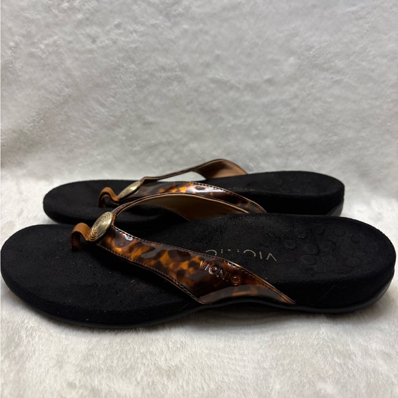 Vionic Hilda Tort Women’s Tortoise Brown Black Sandal Thong Flip Flops Sz: 8.5 - Picture 2 of 8